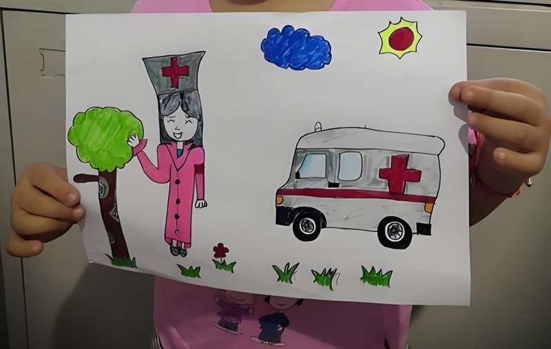 vẽ tranh ước mơ của em làm bác sĩ 15