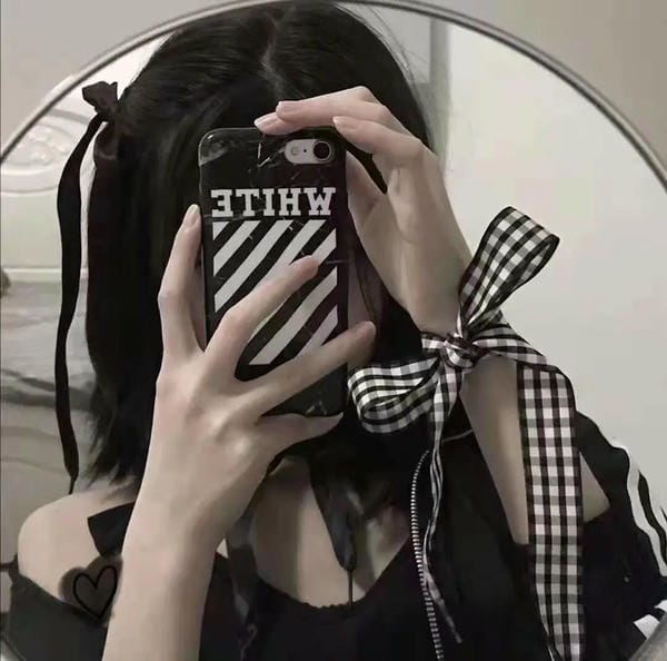 ảnh gái k8 che mặt (18)