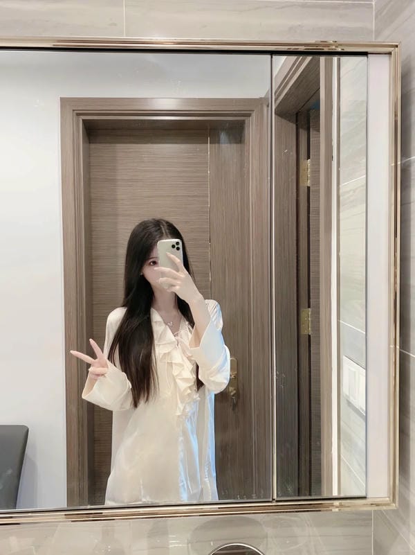 ảnh gái k8 che mặt (27)