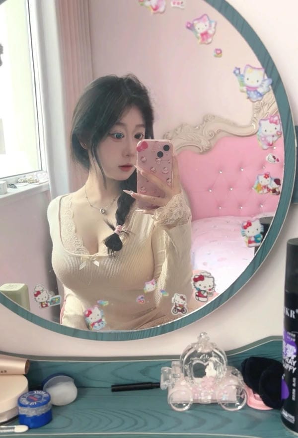 ảnh gái k8 che mặt (4)