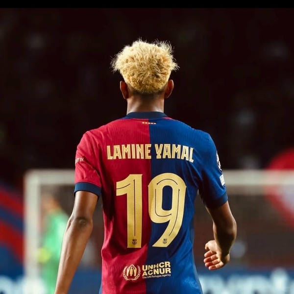 ảnh lamine yamal ngầu (15)