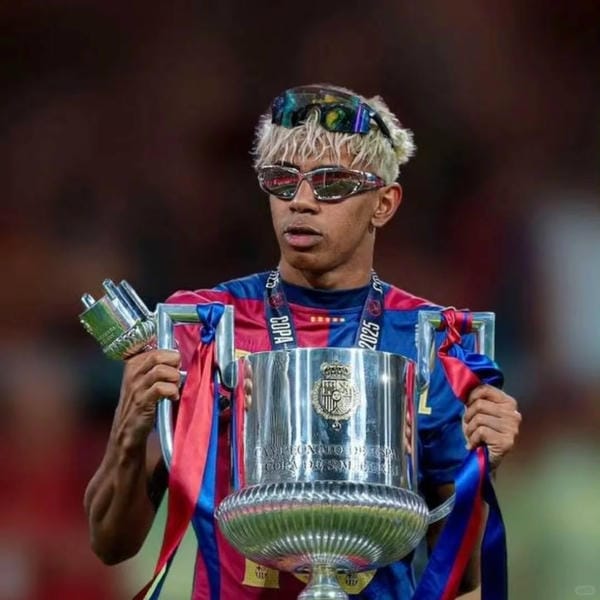 ảnh lamine yamal ngầu (17)