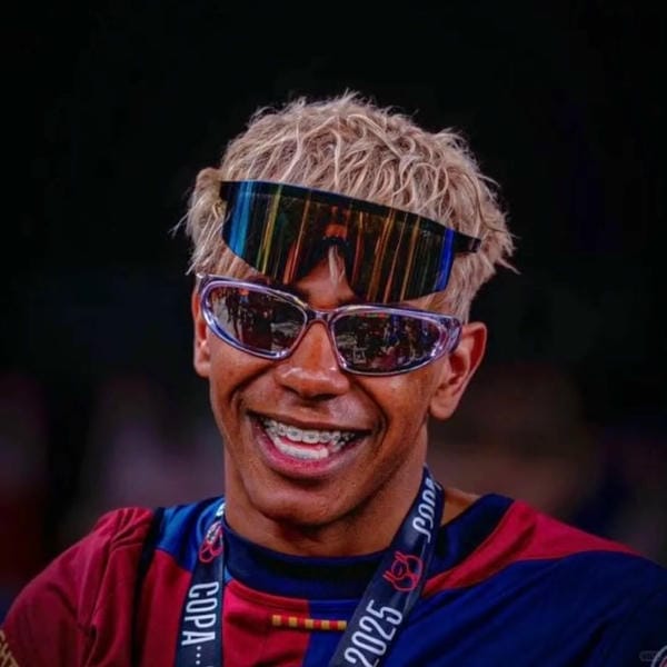 ảnh lamine yamal ngầu (18)