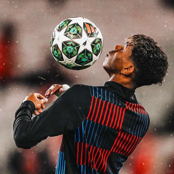 ảnh lamine yamal ngầu (20)