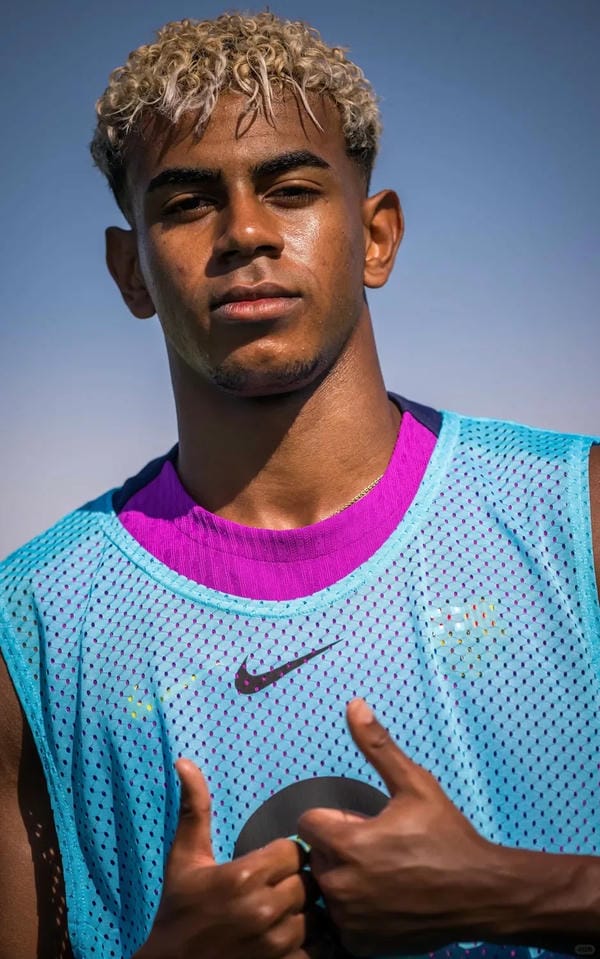 ảnh lamine yamal ngầu (27)