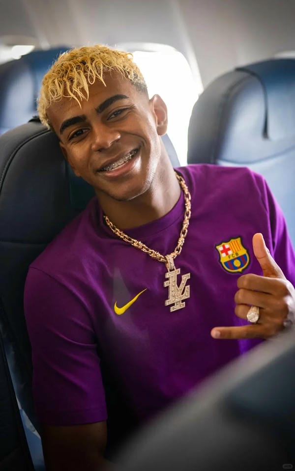 ảnh lamine yamal ngầu (30)