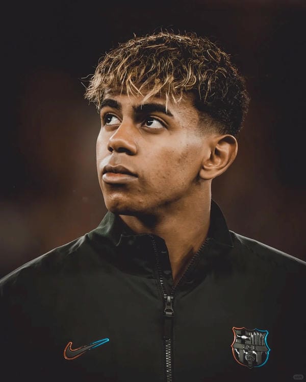 ảnh lamine yamal ngầu (7)