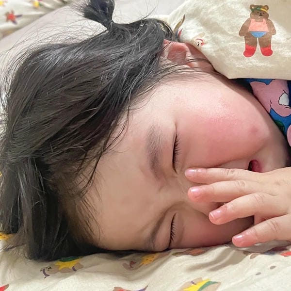 avatar buồn cute (28)