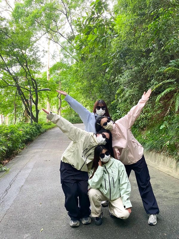 avatar nhóm 4 người vô tri (18)