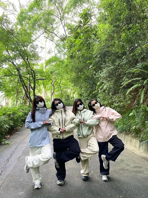 avatar nhóm 4 người vô tri (22)