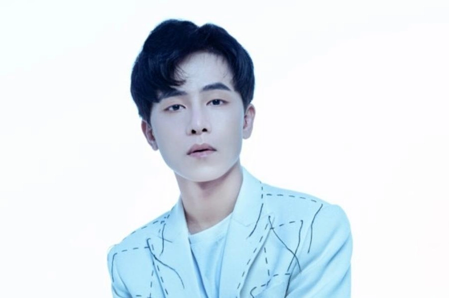 ca-si-rum-la-ai-he-lo-su-nghiep-day-bat-ngo-cua-hien-tuong-m_624