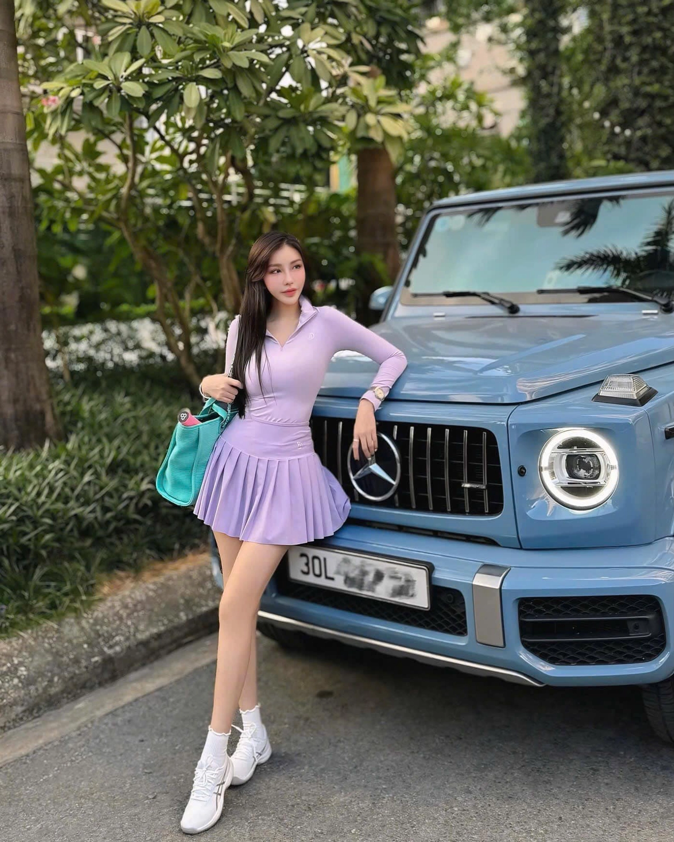 Chi tiết lạ liên quan tới Hoa hậu Lam Cúc trên MXH- Ảnh 5.