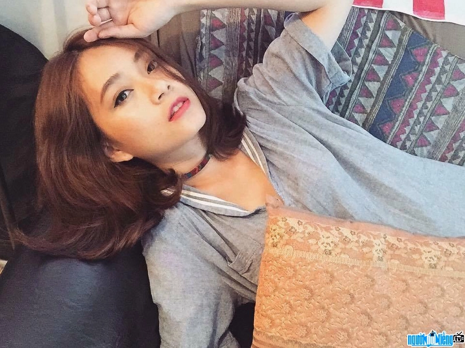 Hot girl Nguyễn Trang Ly là một người mẫu ảnh nổi tiếng của Sài Thành