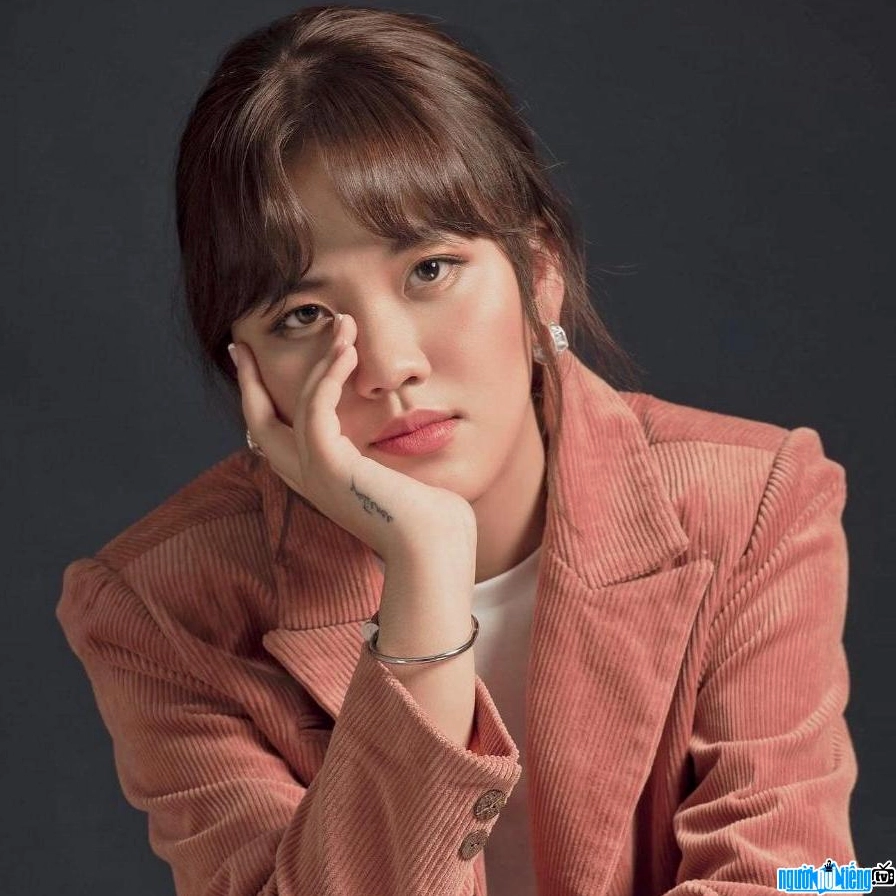 huyen-tam-mon-la-ai-giai-ma-hien-tuong-am-nhac-gay-sot-2026_519