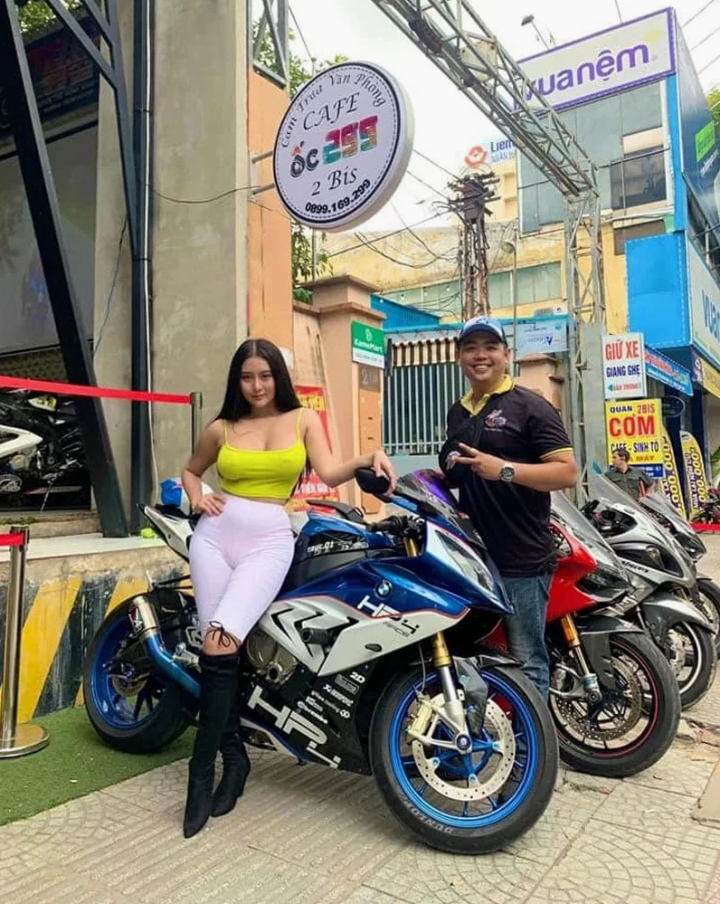 Khoảnh khắc đời thường của Pong Kyubi