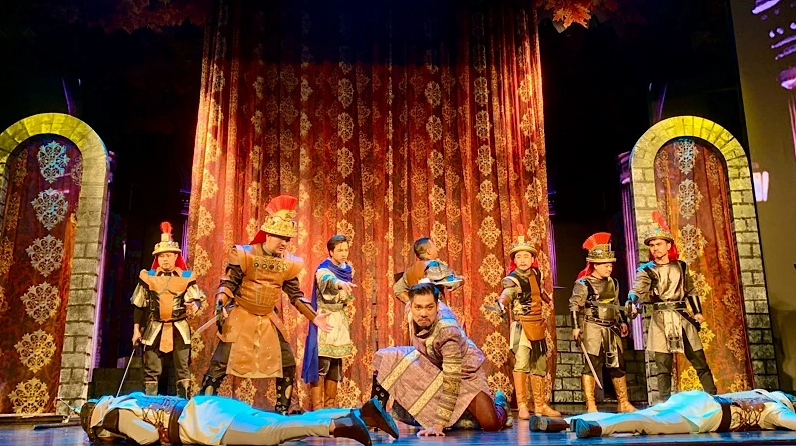 lady-macbeth-la-ai-giai-ma-bi-kich-va-tham-vong-cua-nu-hoang_873