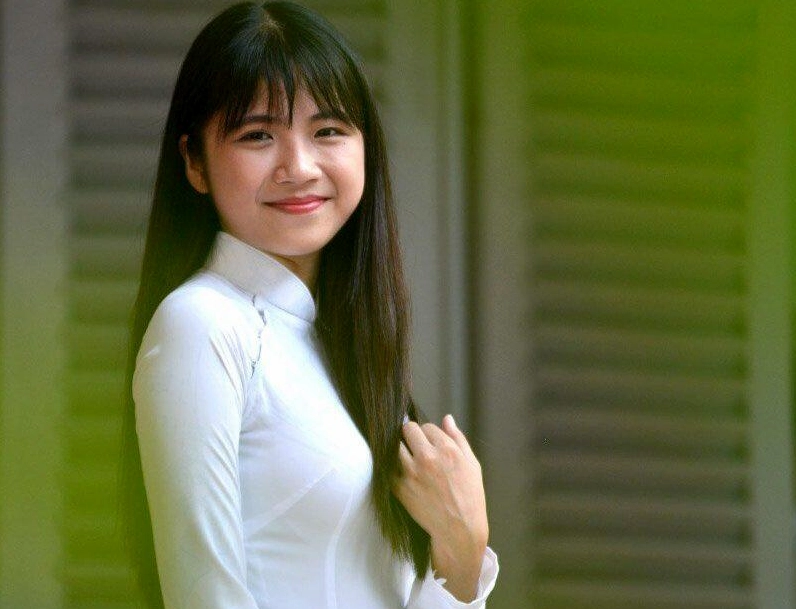 Lan Thy hot girl ống nghiệm là ai? Cô gái thị phi bị tố ăn cắp ý tưởng.