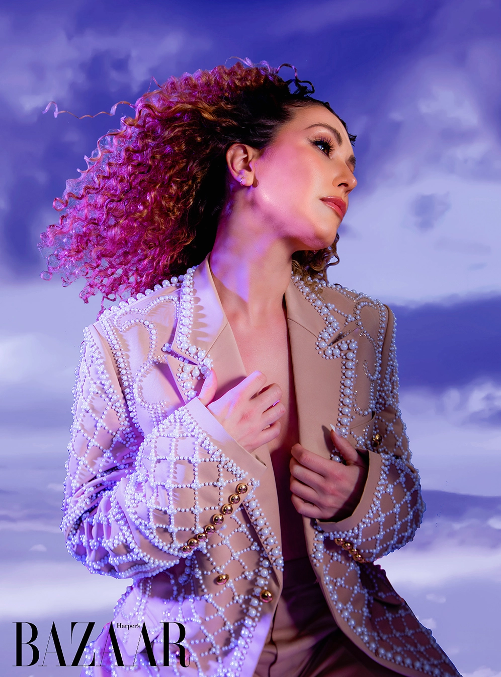 Loren Allred, nữ ca sĩ với phong thái tự tin và giọng hát đầy cảm xúc.