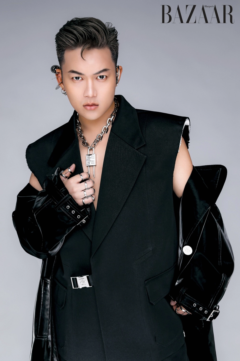 Nhà thiết kế thời trang Chung Thanh Phong.