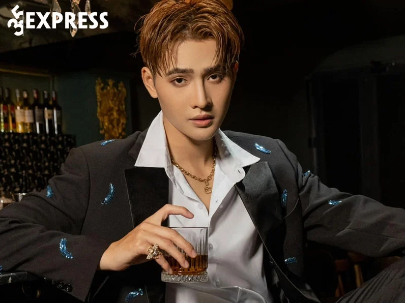 Nhâm Phương Nam trong một sự kiện