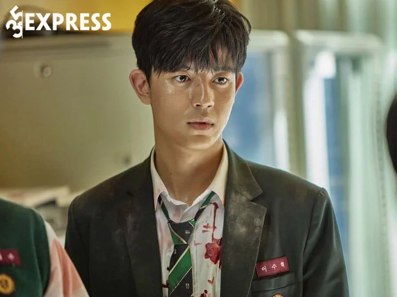 park-solomon-toa-sang-trong-phim-ngoi-truong-xac-song-1-35express