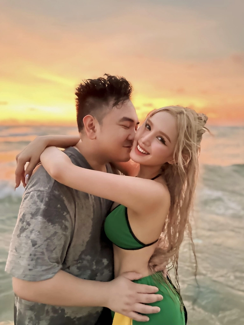 Xemesis bên siêu xe, biểu tượng của lối sống xa hoa